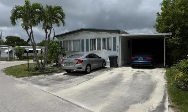 4707 Nancy Drive 757, Greenacres, FL 33463