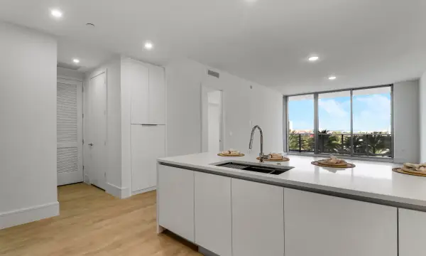 220 Lake Shore Drive 815, Lake Park, FL 33403, Lake Park, FL, 33403