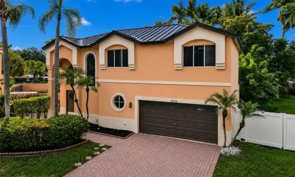 2510 Rampart Way S, Hollywood, FL 33026