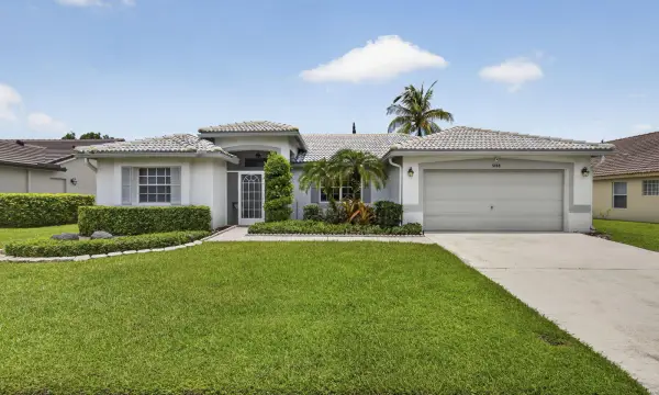 3788 Cypress Lake Drive, Lake Worth, FL 33467