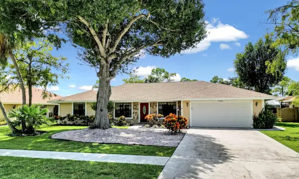 14608 Paddock Drive, Wellington, FL 33414