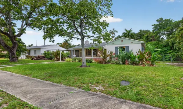841 SW 18th Court, Fort Lauderdale, FL 33315