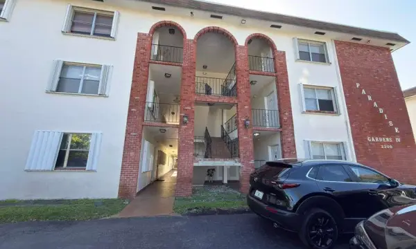 2200 Taylor Street 104, Hollywood, FL 33020