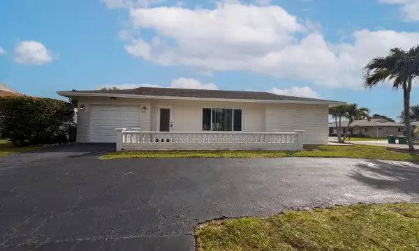 9605 NW 81st, Tamarac, FL 33321