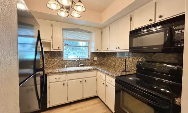 2854 E Ashley Dr Drive E B, West Palm Beach, FL 33415