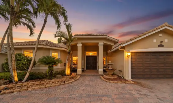 11852 Osprey Point Circle, Wellington, FL 33449