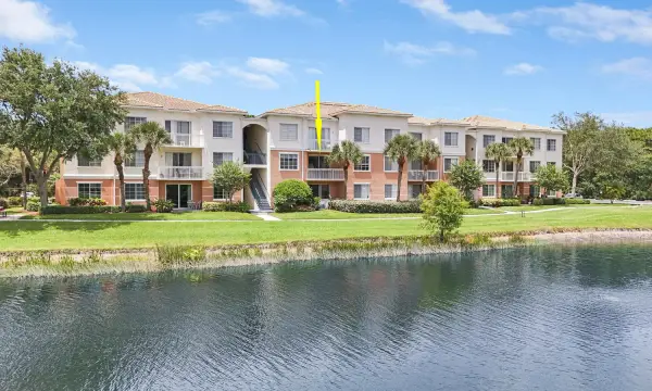 6206 Myrtlewood Circle W, Palm Beach Gardens, FL 33418