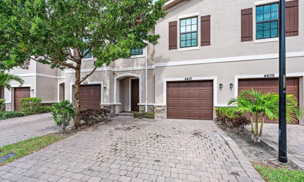 4407 Hemlock Drive, Riviera Beach, FL 33410