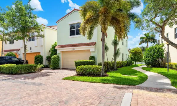 1570 NW 48th Place, Boca Raton, FL 33431