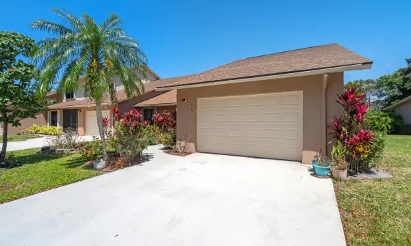 11909 Donlin Drive, Wellington, FL 33414