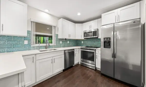 638 SW 4th Avenue, Boynton Beach, FL 33426