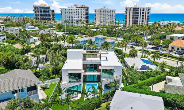 390 Jupiter Lane, Juno Beach, FL 33408
