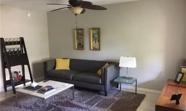 2741 NE 8th Avenue 14, Wilton Manors, FL 33334