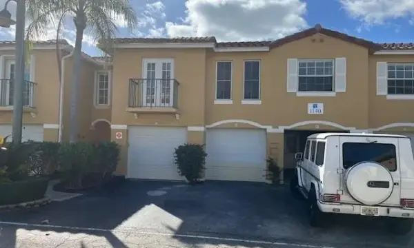 1140 Lake Shore Drive 206, Lake Park, FL 33403