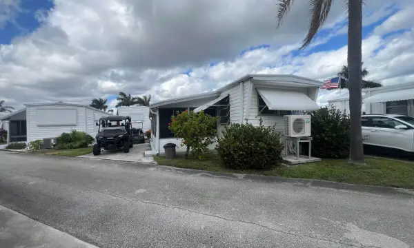 209 Eagle Drive E E, Briny Breezes, FL 33435