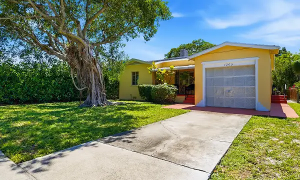 1205 North M Street, Lake Worth Beach, FL 33460