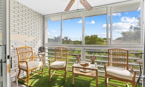 9451 Evergreen Place 404, Davie, FL 33324