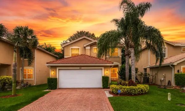 7890 Jewelwood Drive, Boynton Beach, FL 33437