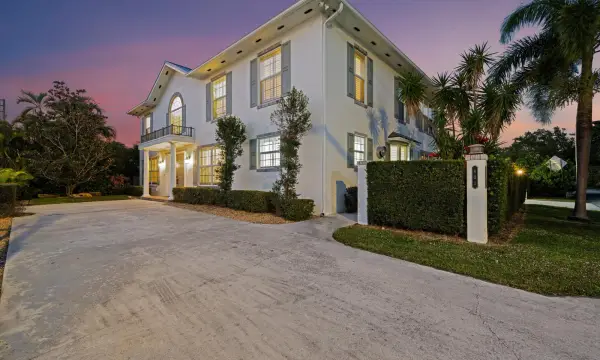 401 Center Street, Jupiter, FL 33458