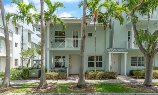 1317 SW 4th Street, Fort Lauderdale, FL 33312