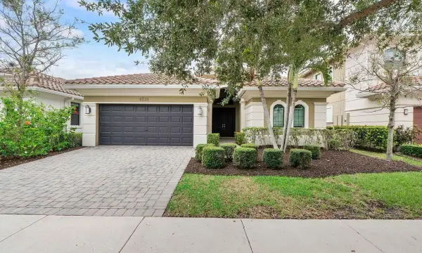 8231 Canopy Terrace, Parkland, FL 33076