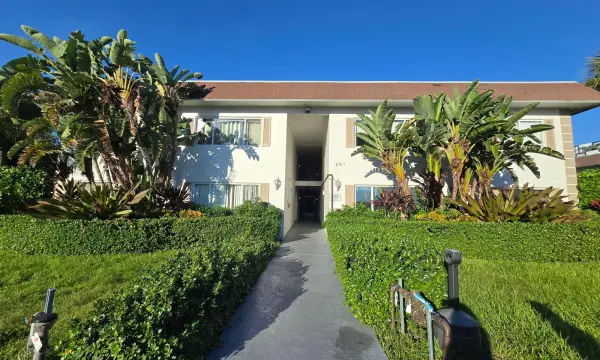 201 SE 6th Avenue 16, Pompano Beach, FL 33060