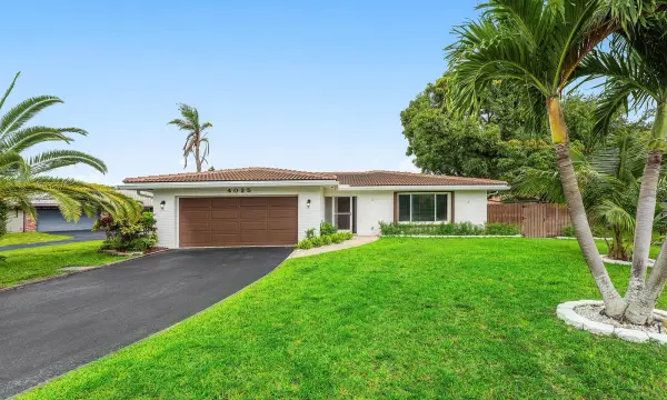 4025 NW 105th Avenue, Coral Springs, FL 33065