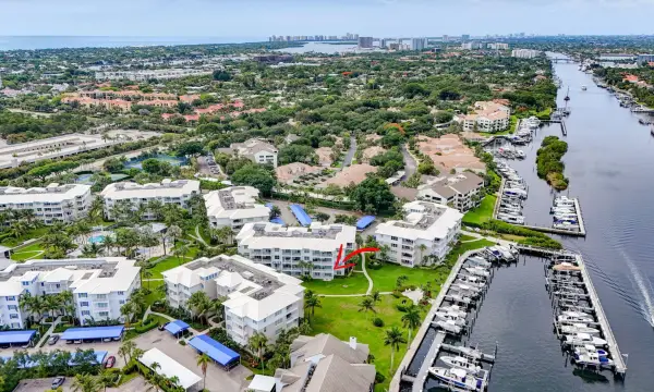 712 Bay Colony Drive S, Juno Beach, FL 33408