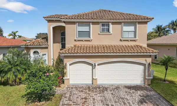 6899 Houlton Circle, Lake Worth, FL 33467