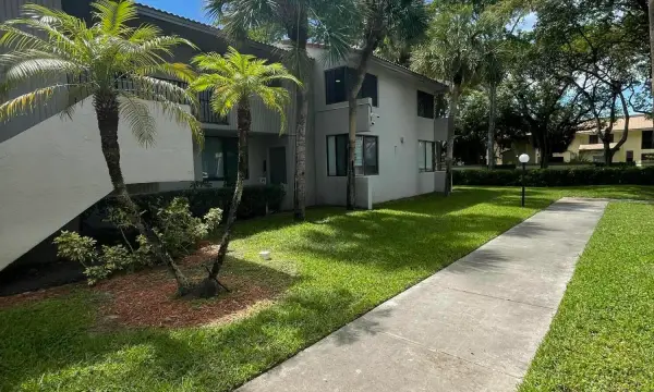 9537 SW 1st Court, Coral Springs, FL 33071