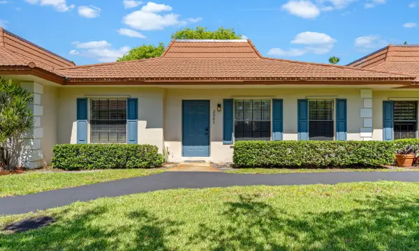2361 SW 70th Avenue 47, Davie, FL 33317