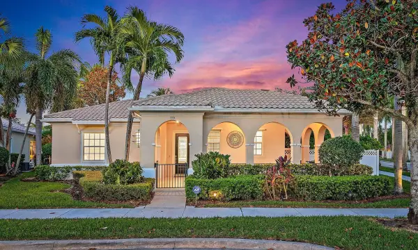 119 San Remo Drive, Jupiter, FL 33458