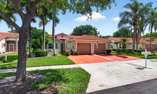 26 Sausalito Drive, Boynton Beach, FL 33436