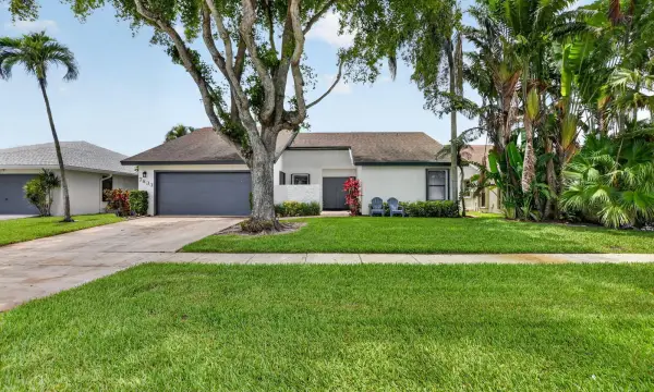 7833 San Marcos Place, Boca Raton, FL 33433