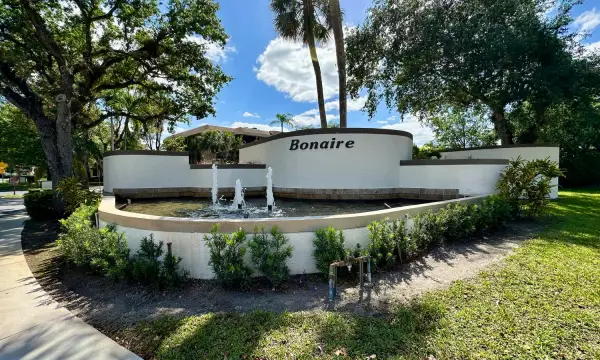7547 NW 79th Avenue 108, Tamarac, FL 33321