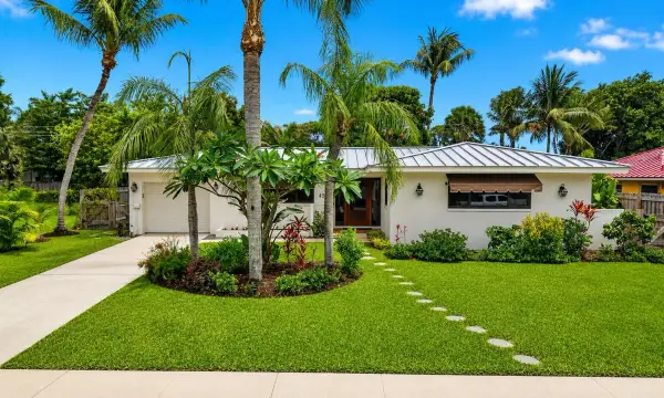 450 SW 12th Terrace, Boca Raton, FL 33486