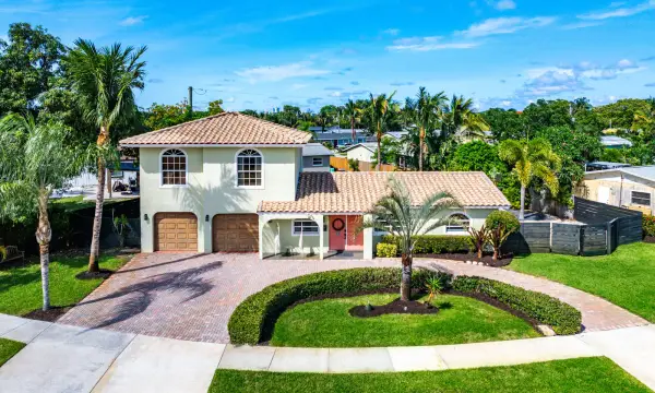 968 Laurel Road, North Palm Beach, FL 33408