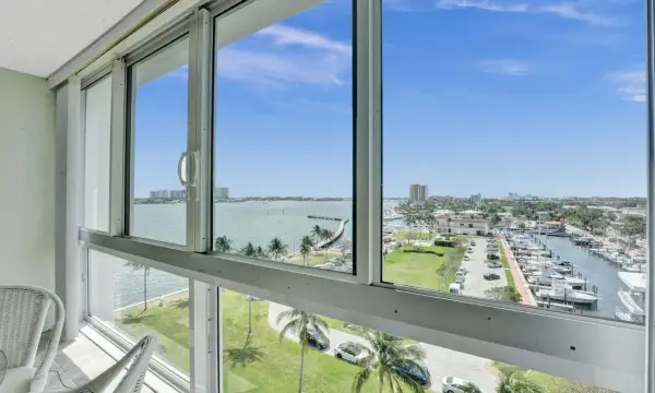 301 Lake Shore Drive 809, Lake Park, FL 33403