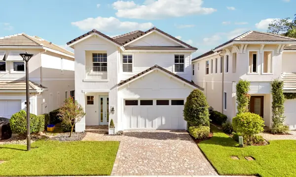 125 Bonnette Hunt Club Lane, Palm Beach Gardens, FL 33418