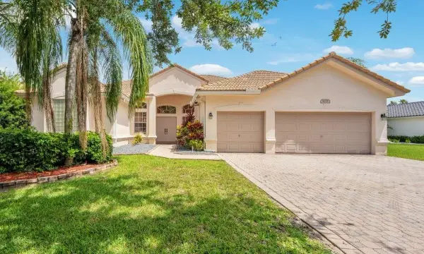5005 NW 57th Terrace, Coral Springs, FL 33067