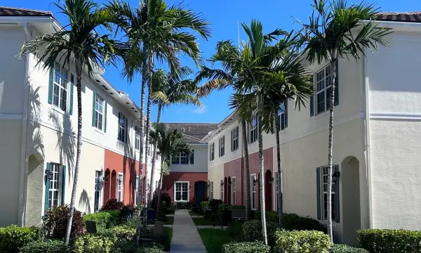 726 SW 1st Way, Pompano Beach, FL 33060
