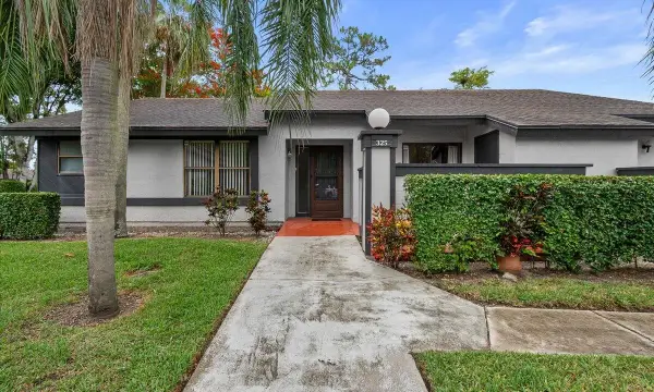 325 Pennington Court, Royal Palm Beach, FL 33411