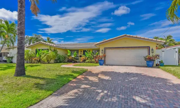 1460 NE 55th Street, Fort Lauderdale, FL 33334