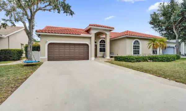 5351 NW 57th Terrace, Coral Springs, FL 33067