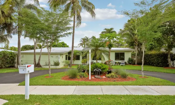 109 NE 17th Street, Delray Beach, FL 33444
