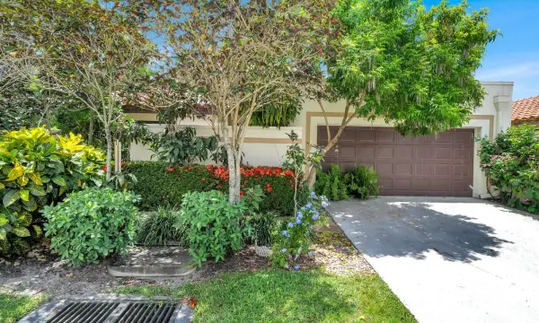 21381 Sonesta Way, Boca Raton, FL 33433