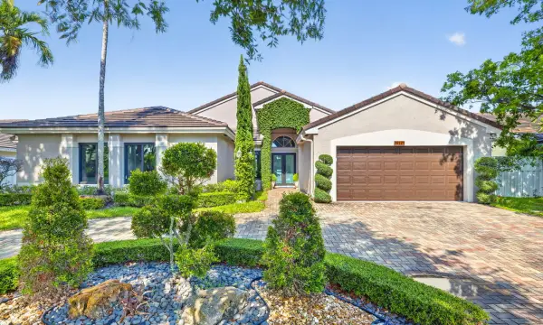912 NW 132nd Avenue, Sunrise, FL 33325