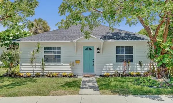 716 S Pine Street, Lake Worth Beach, FL 33460