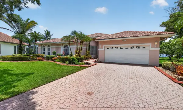 1501 NW 180th Way, Pembroke Pines, FL 33029