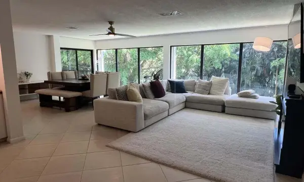 1639 Embassy Drive 202, West Palm Beach, FL 33401